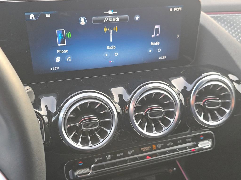 Certified 2025 Mercedes-Benz GLA 250 4MATIC image 28