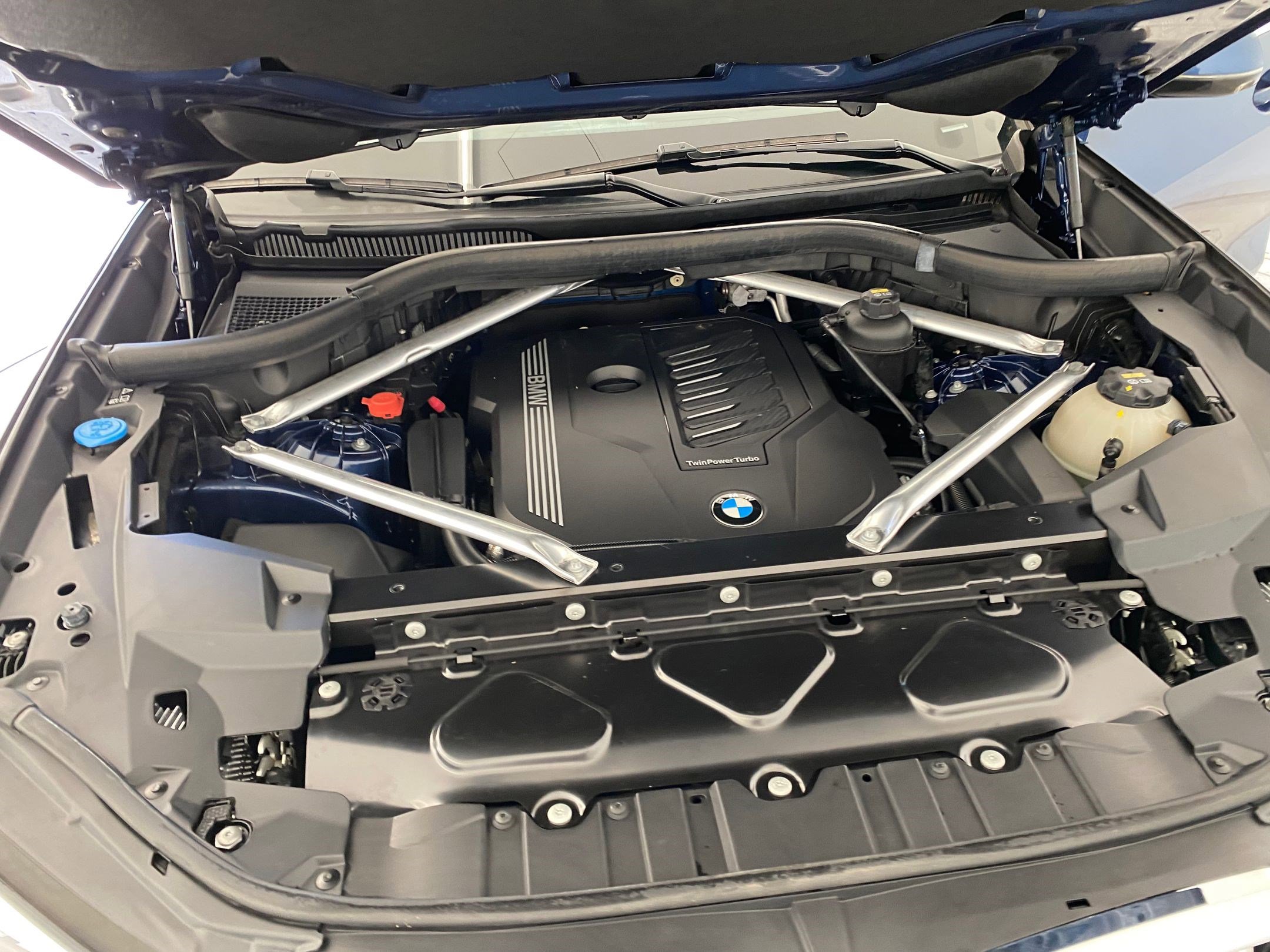 Used 2019 BMW X5 xDrive40i w/ Premium Package image 32