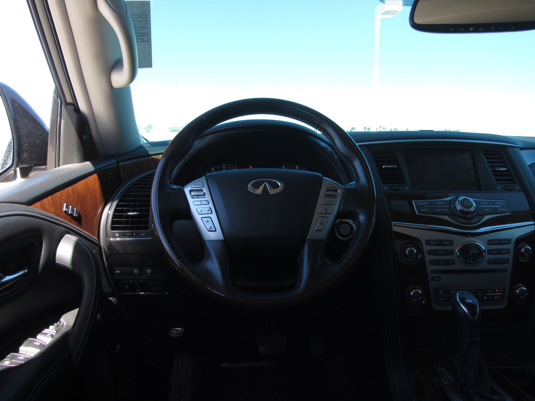 Used 2019 INFINITI QX80 Luxe w/ Proassist Package image 27