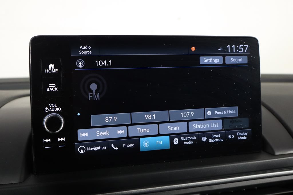 Used 2025 Honda Pilot Black Edition image 29