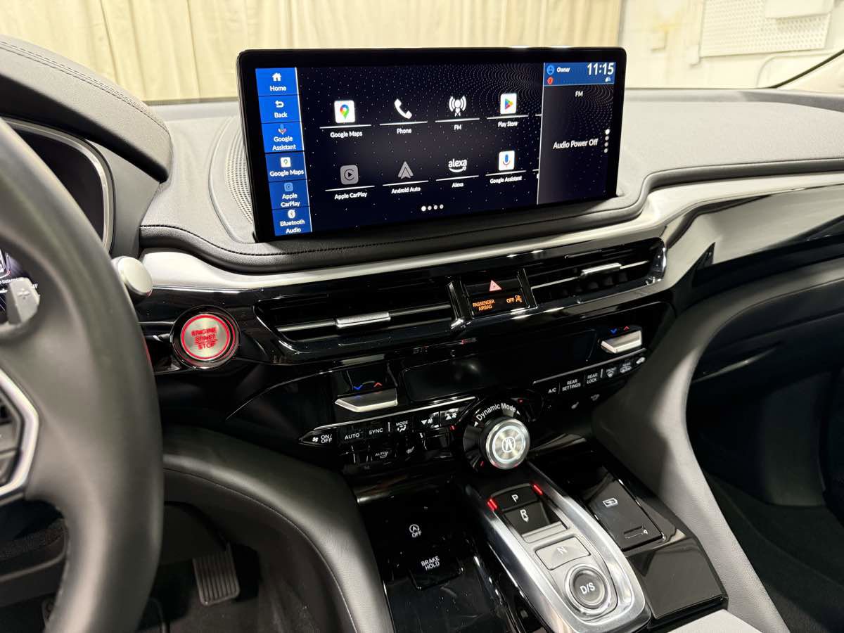 Used 2025 Acura MDX SH-AWD w/ Technology Package image 13