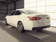 Used 2019 Nissan Altima 2.5 SR FWD image 6