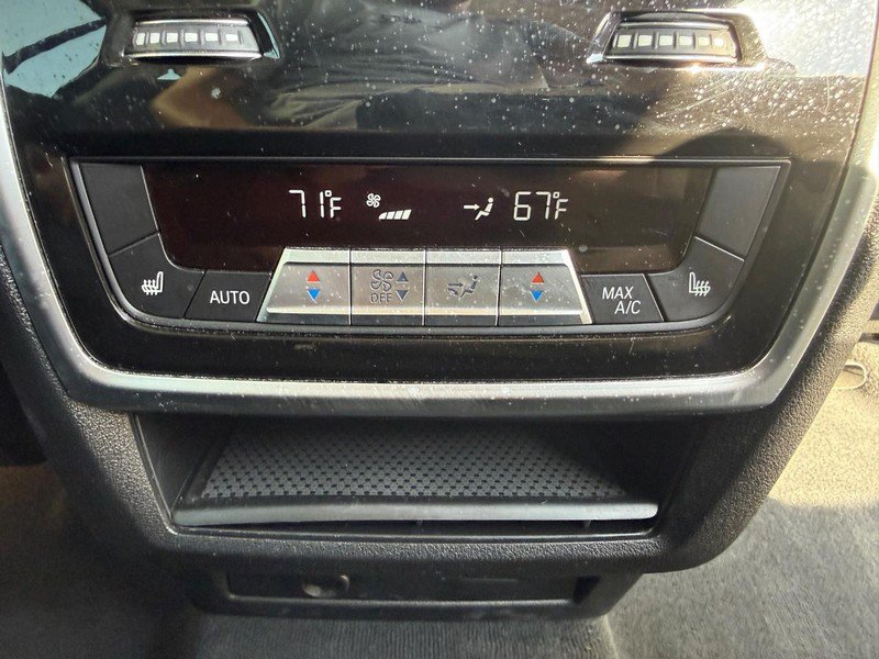 Used 2020 BMW X7 xDrive40i w/ Cold Weather Package AWD/4WD image 13
