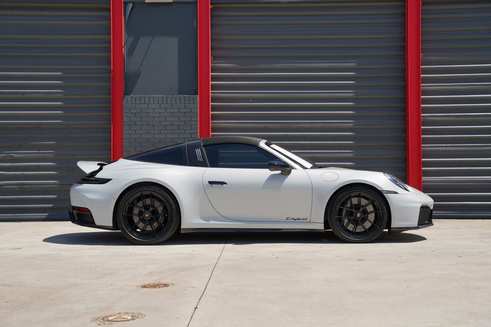 Used 2026 Porsche 911 Targa 4 GTS image 3