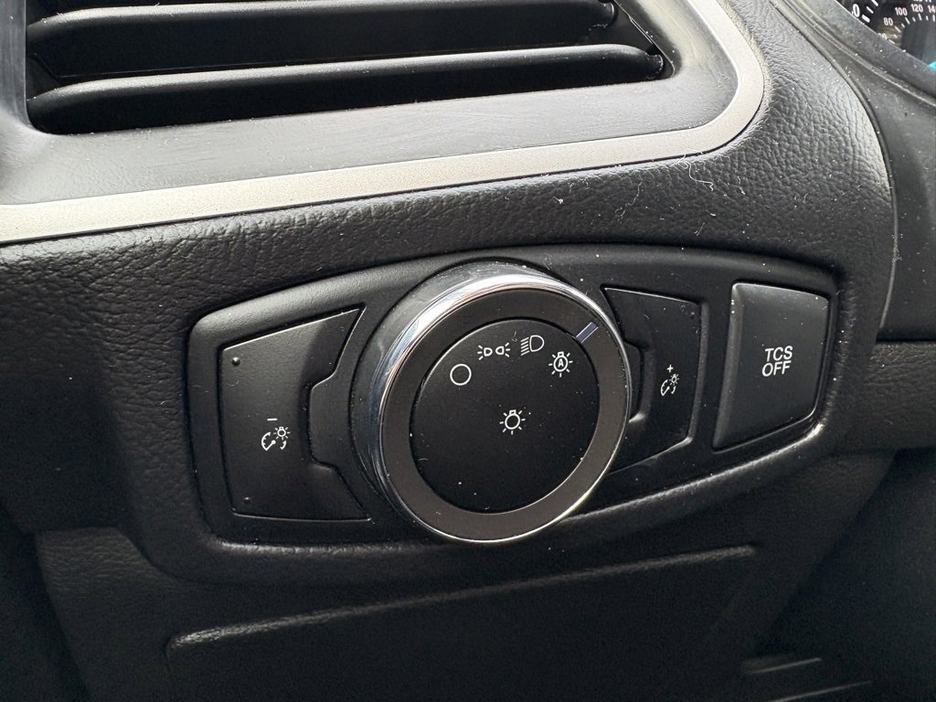 Used 2024 Ford Edge SEL image 15