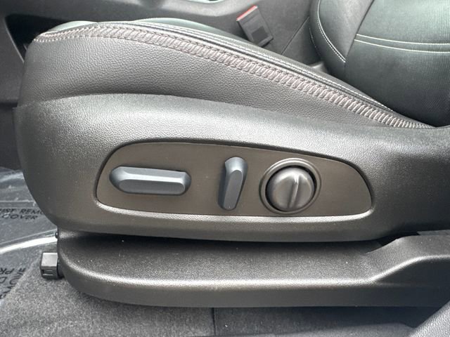 Used 2023 GMC Terrain Denali image 42