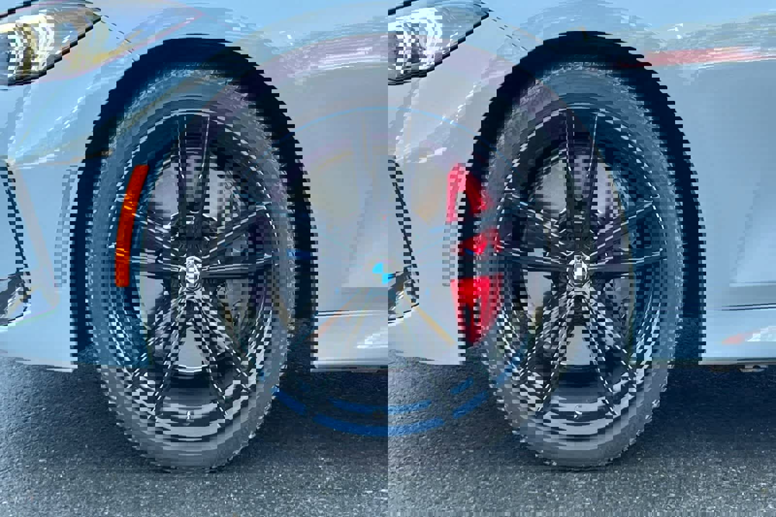 Used 2023 BMW M340i w/ Shadowloine Package image 28