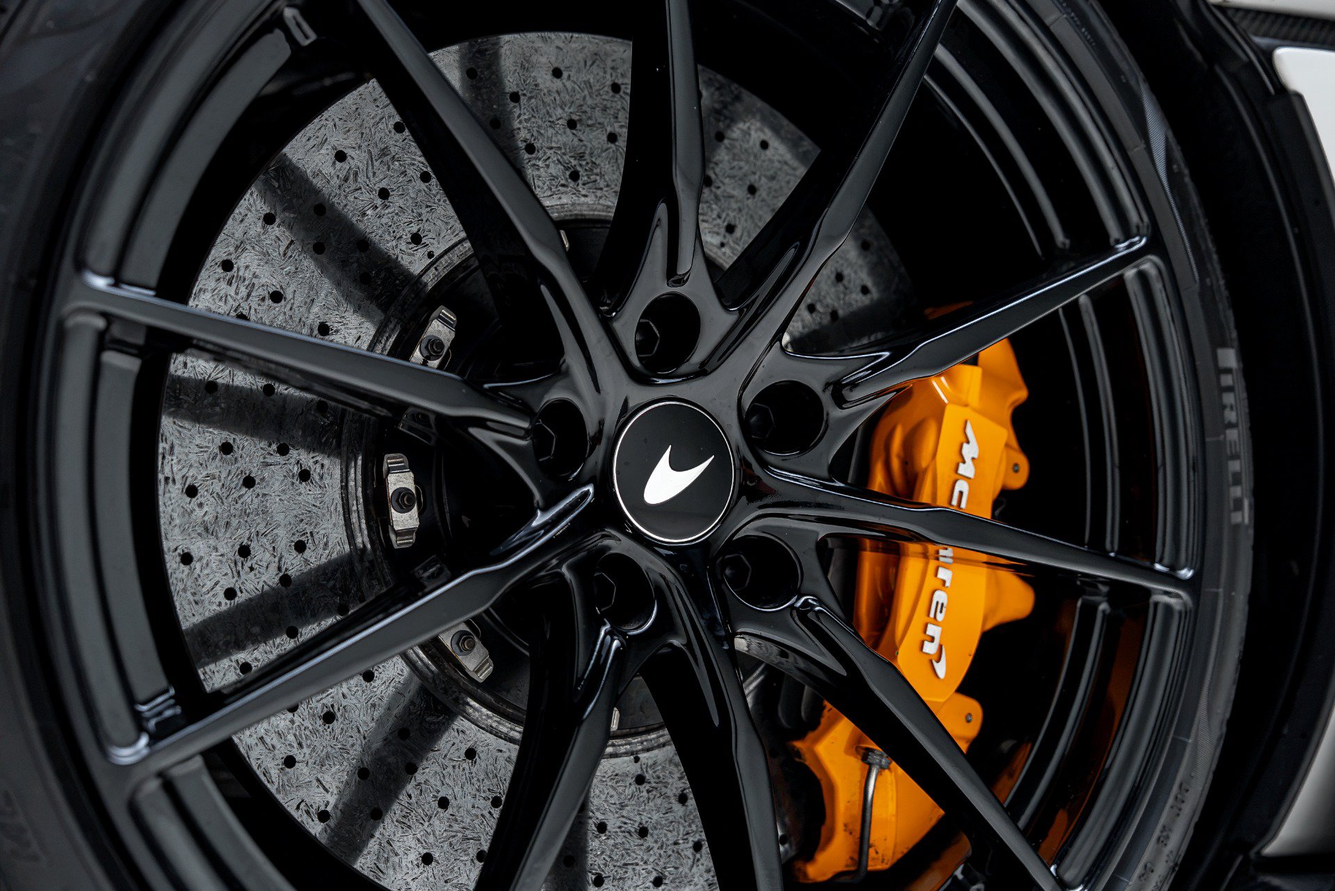 Used 2019 McLaren 600LT RWD image 39