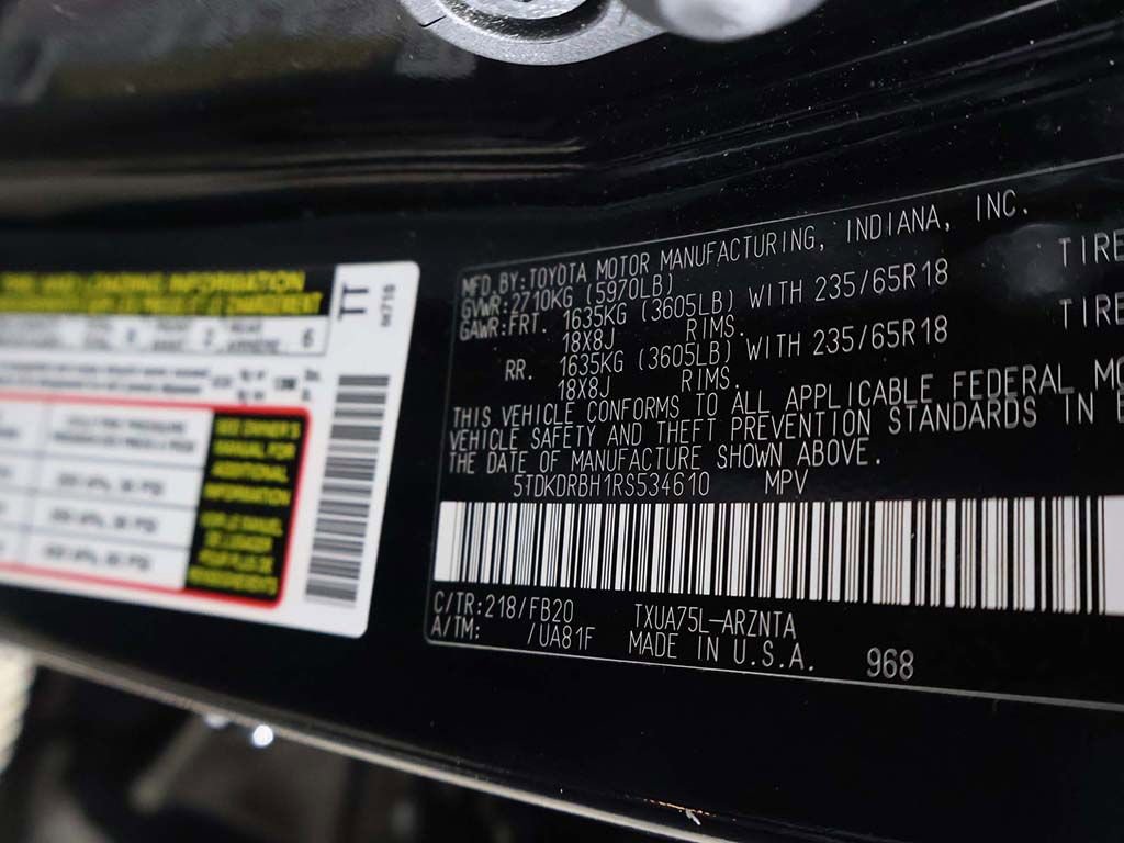 Used 2024 Toyota Highlander LE image 48