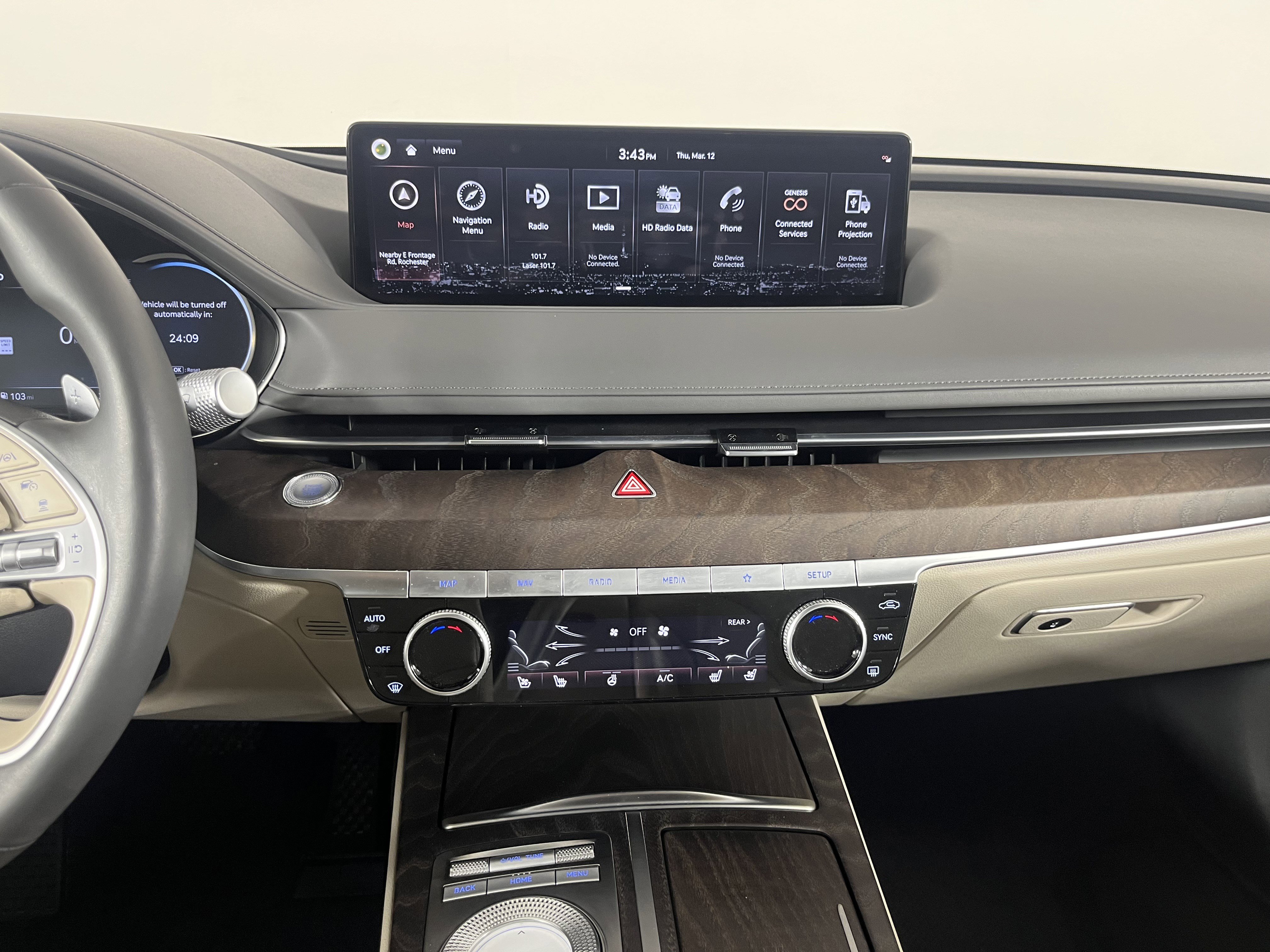 Used 2022 Genesis G80 2.5T w/ Prestige Package image 14