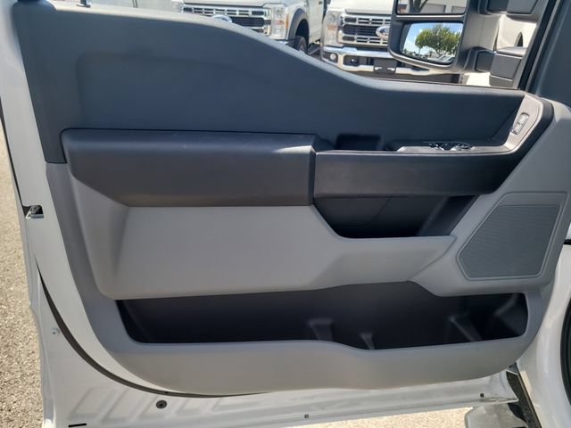New 2025 Ford F350 XL w/ XL Chrome Package RWD image 10