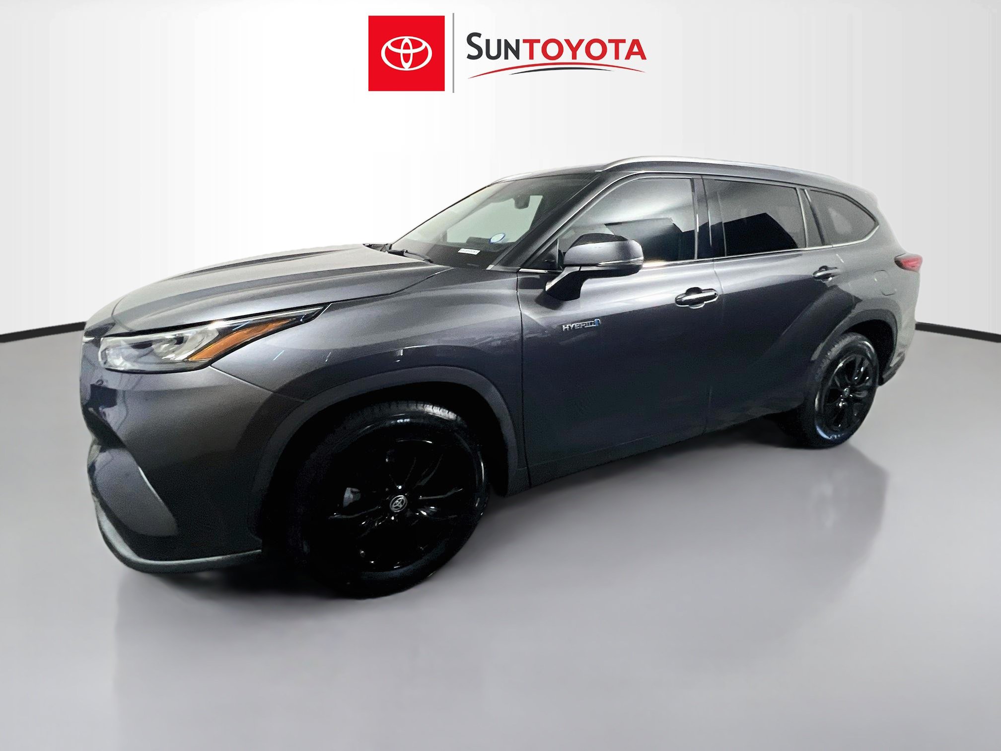 Used 2020 Toyota Highlander XLE FWD image 9