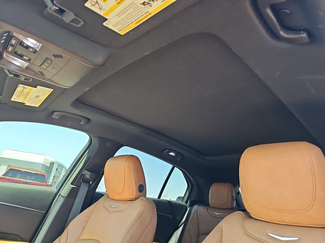 Used 2019 Cadillac XT4 Sport AWD/4WD image 14