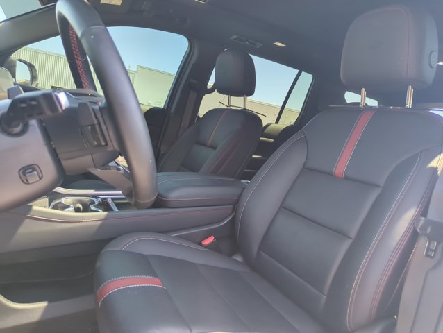 Used 2024 Chevrolet Traverse RS image 17