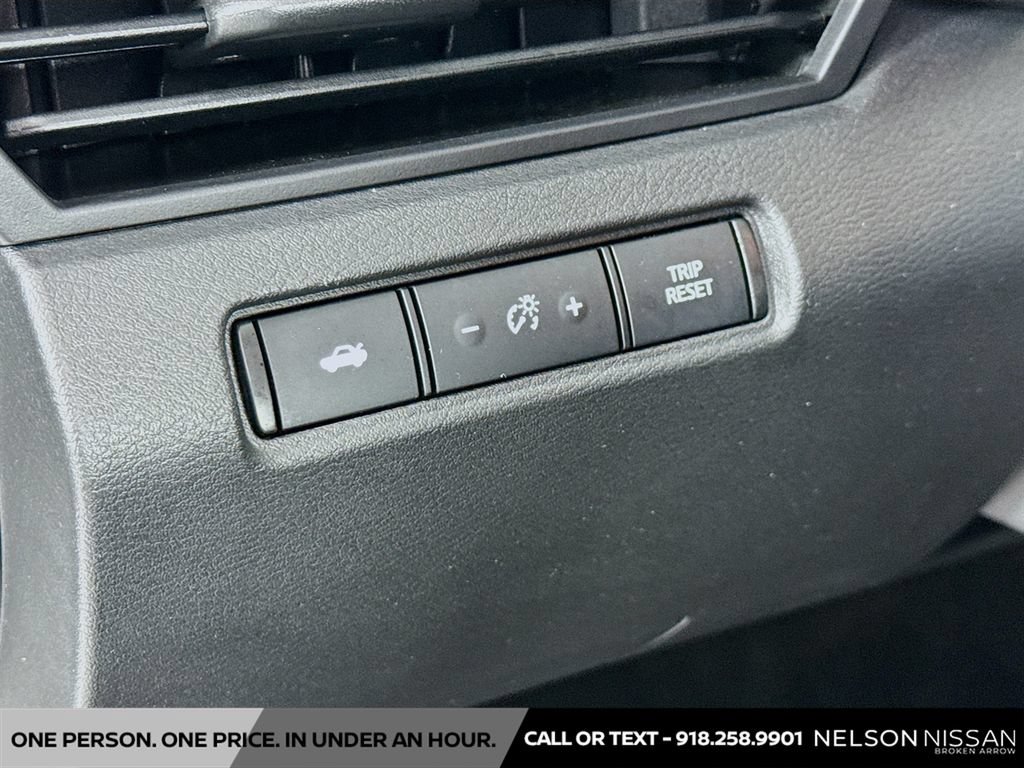 Certified 2023 Nissan Altima 2.5 SV AWD/4WD image 10