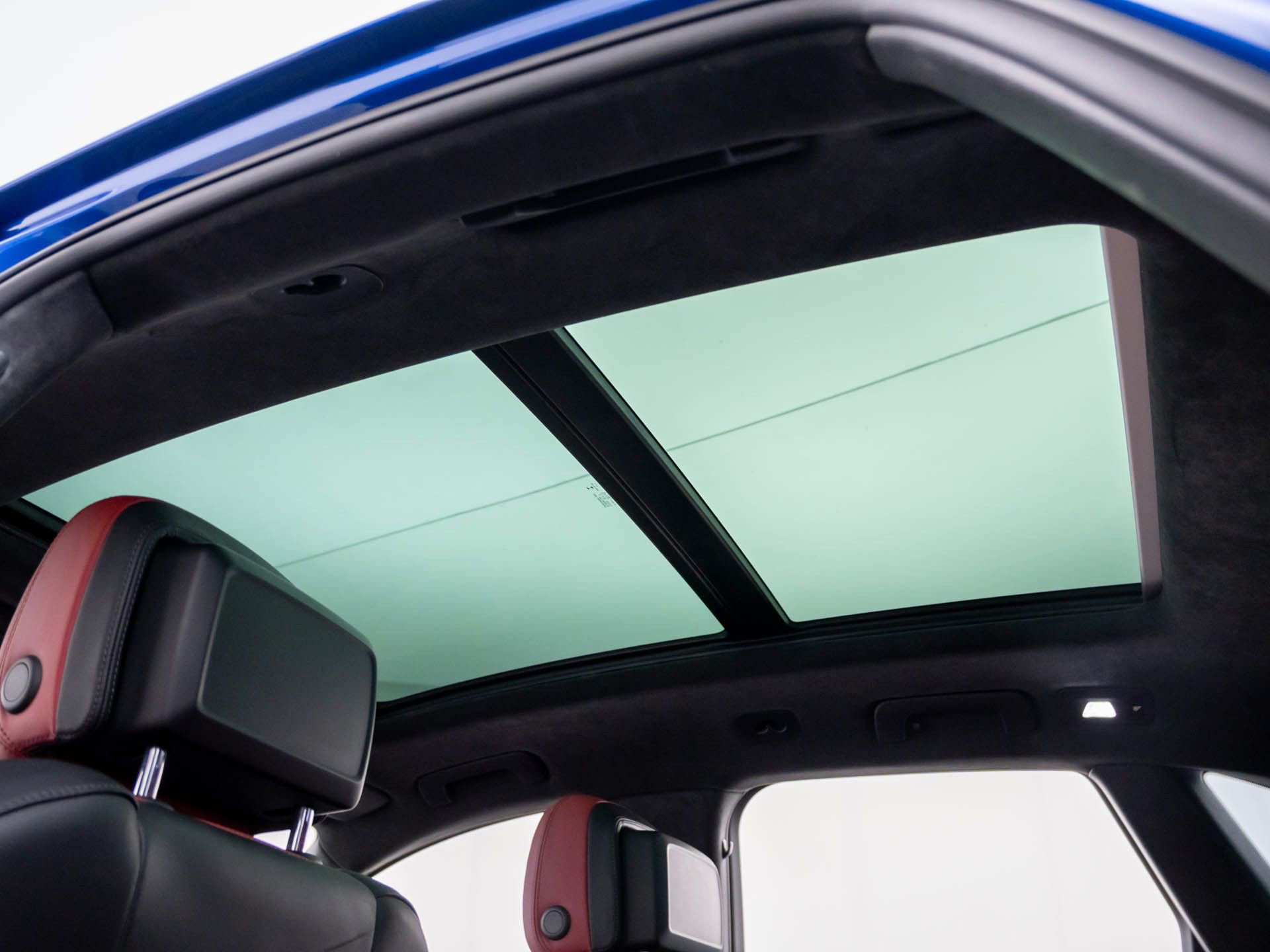 Certified 2021 Porsche Macan Turbo image 21