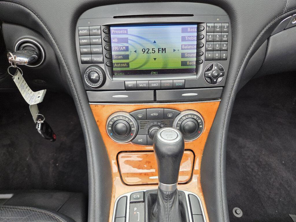 Used 2007 Mercedes-Benz SL 550 image 35