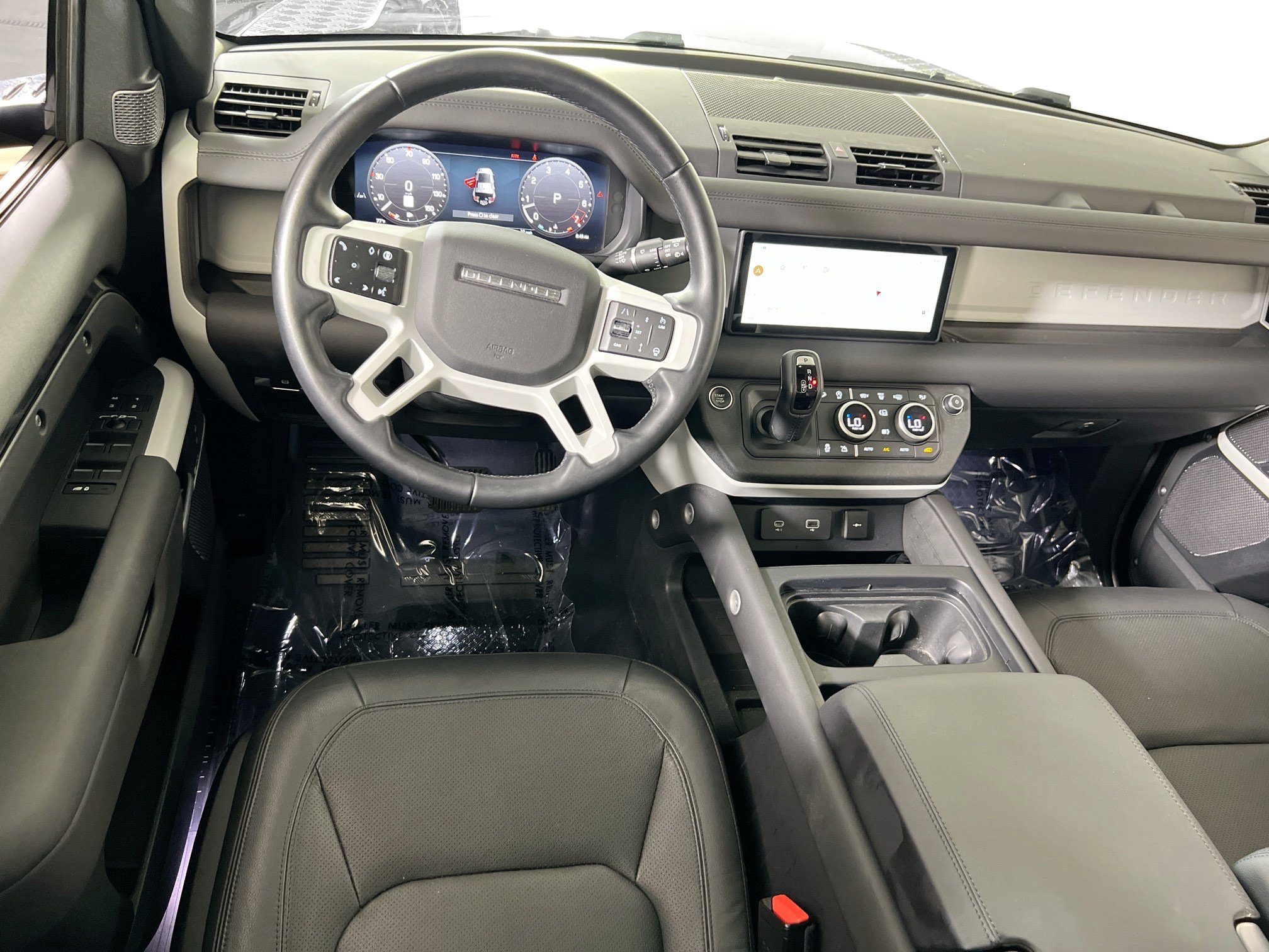 Used 2024 Land Rover Defender 110 S AWD/4WD image 23