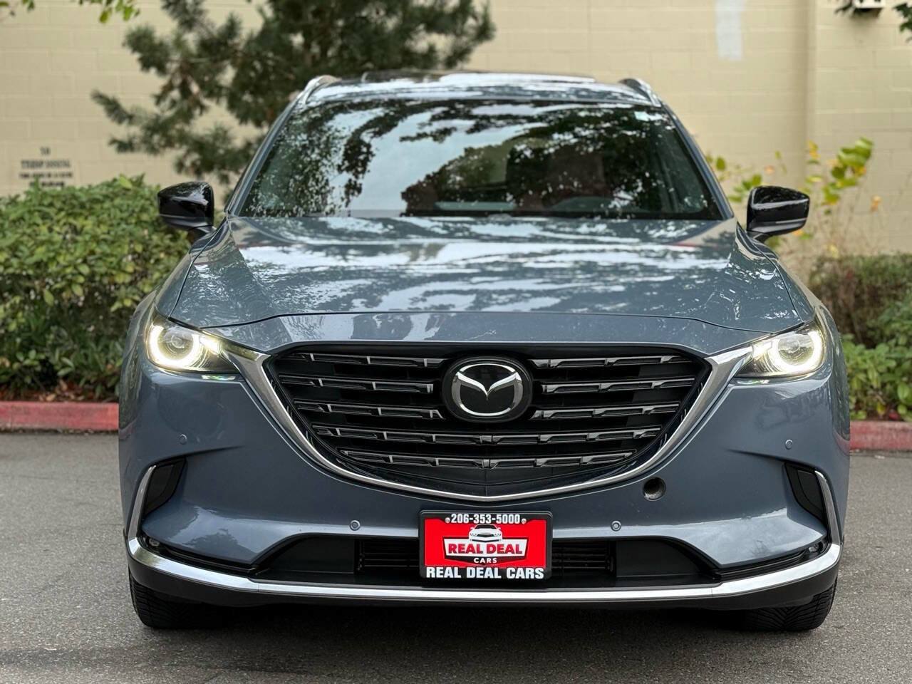 Used 2022 MAZDA CX-9 Carbon Edition image 2