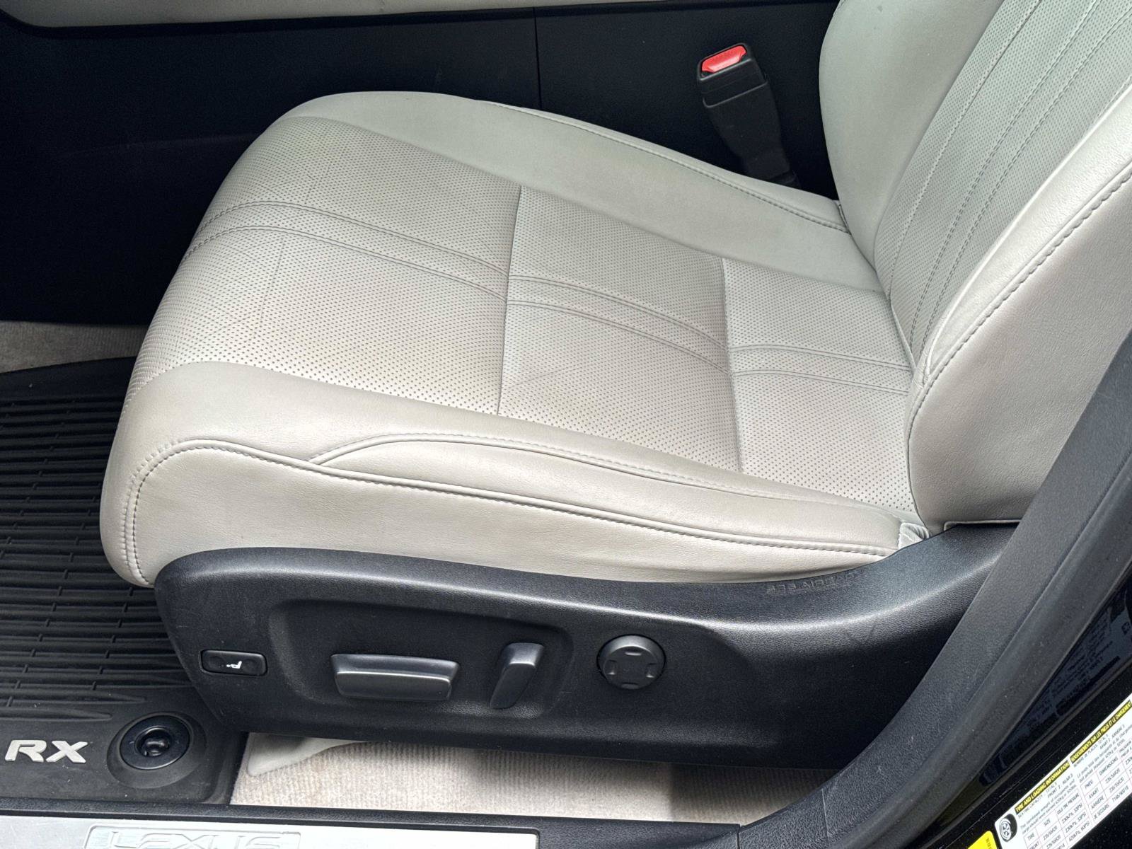Used 2016 Lexus RX 350 FWD w/ Luxury Package image 22