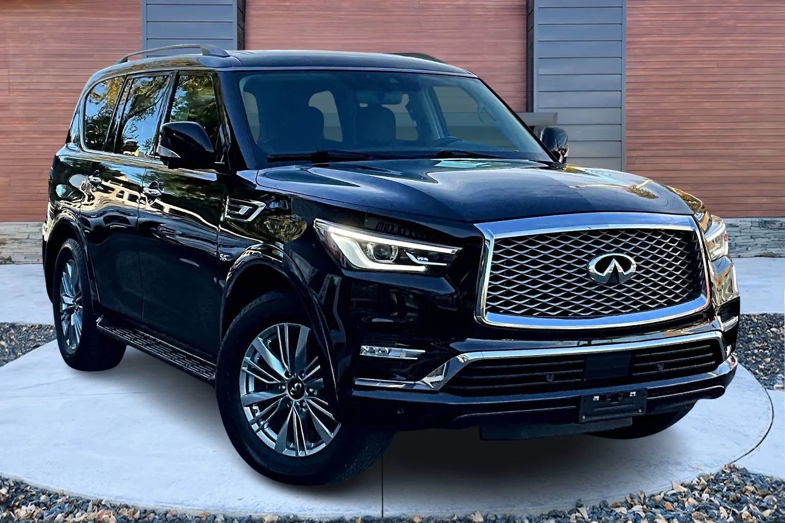 Used 2019 INFINITI QX80 Luxe