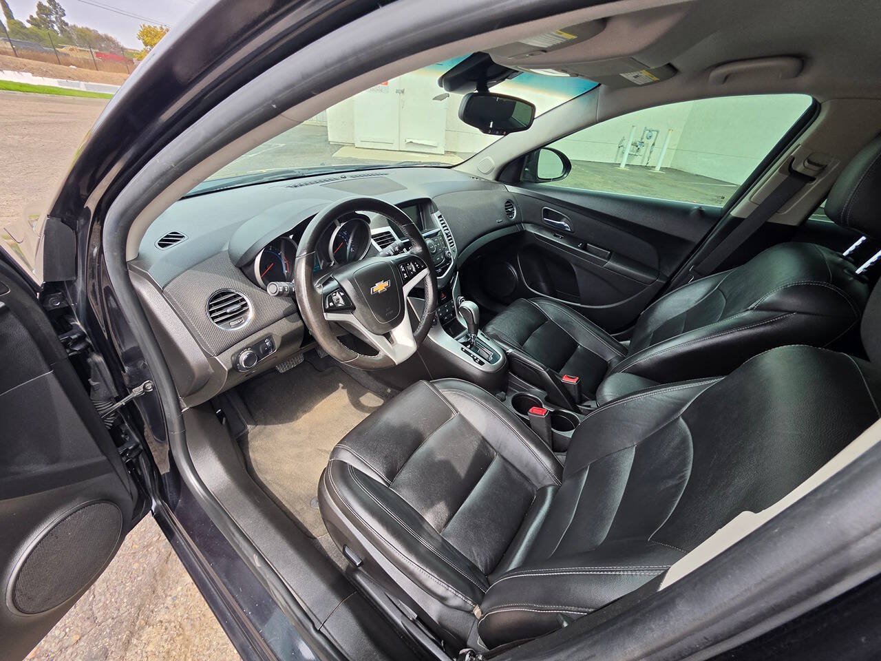 Used 2015 Chevrolet Cruze LT FWD image 19
