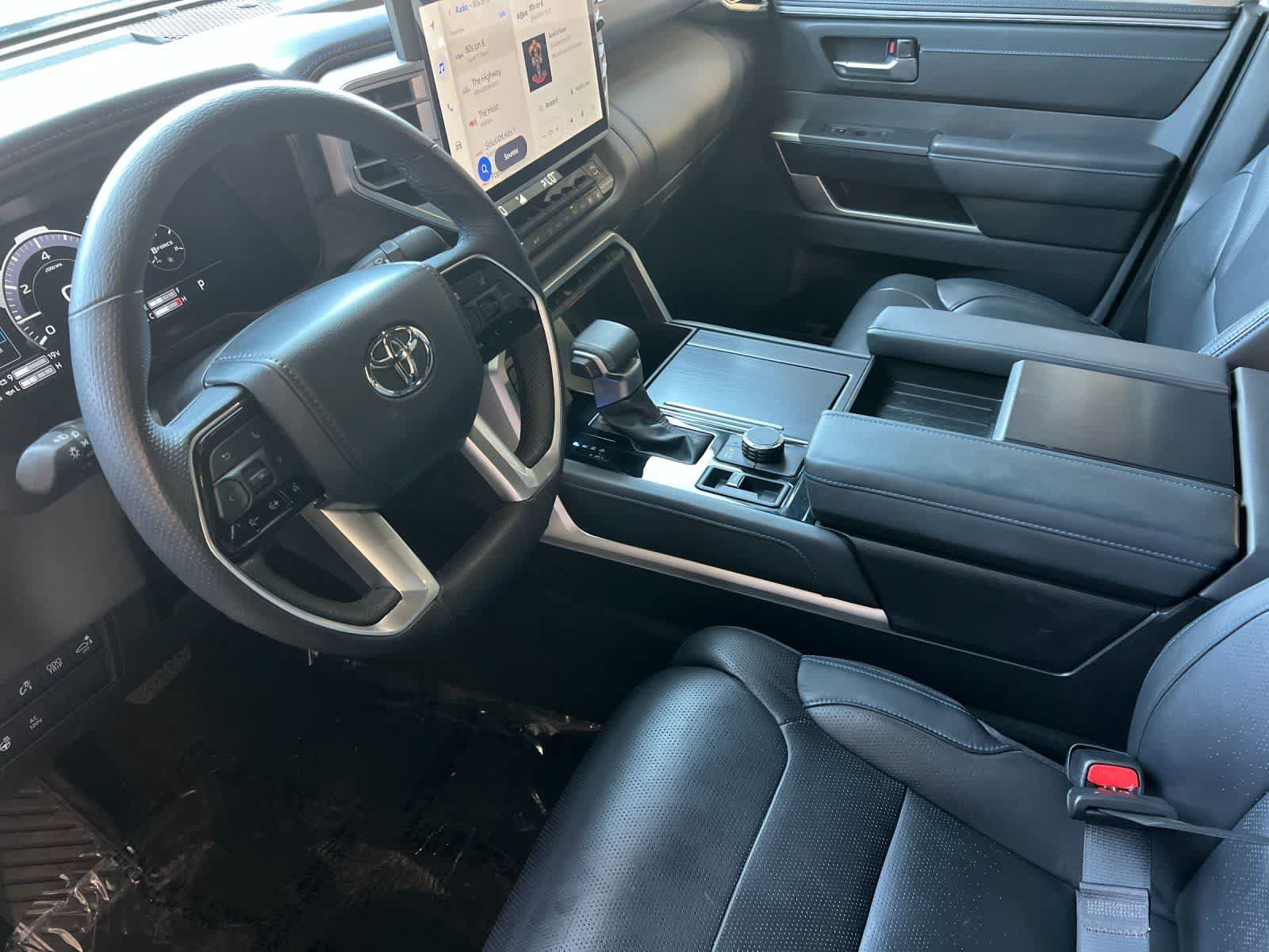 Used 2025 Toyota Tundra Platinum AWD/4WD image 12