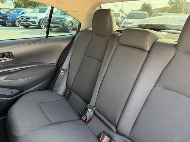 Used 2024 Toyota Corolla LE FWD image 31