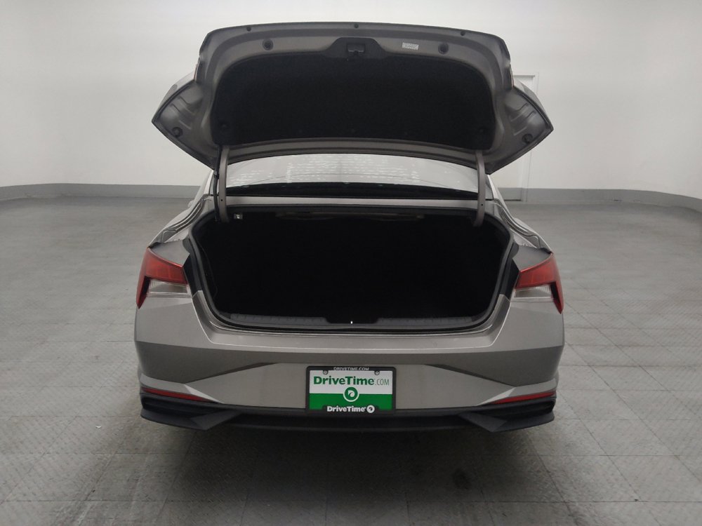 Used 2021 Hyundai Elantra SE image 29