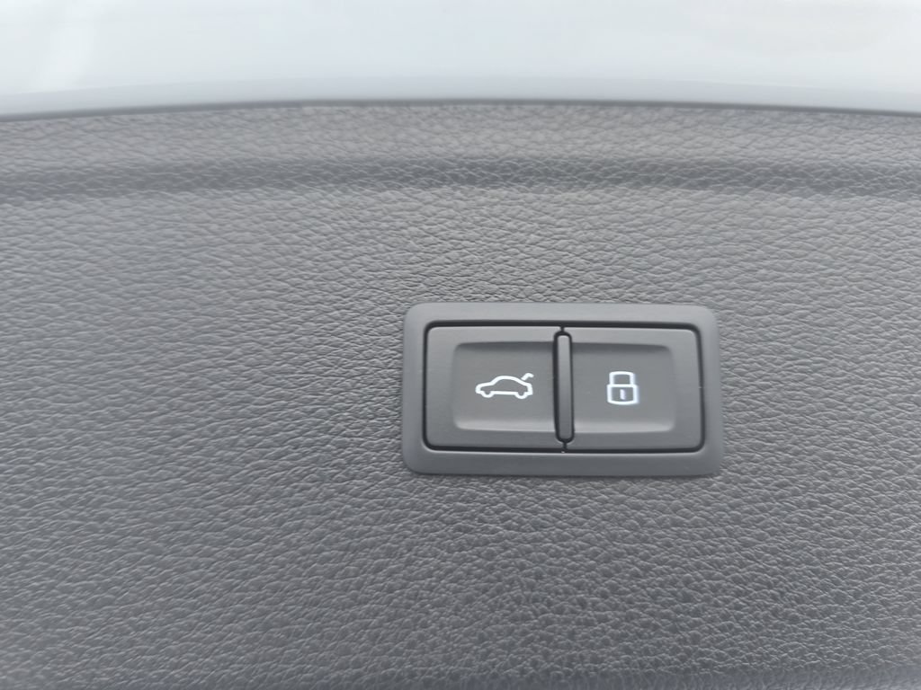 Used 2024 Audi Q5 2.0T Premium Plus AWD/4WD image 28