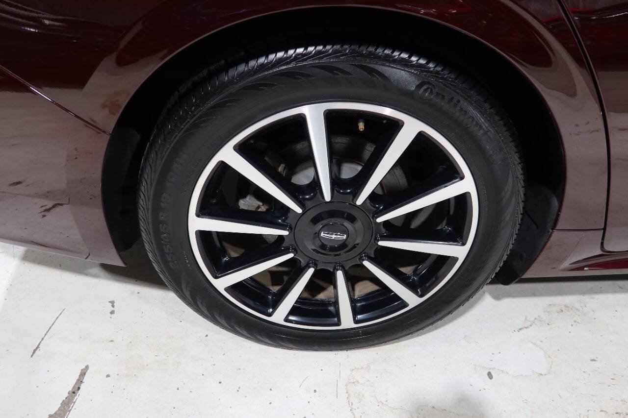 Used 2020 Lincoln Continental Reserve FWD image 39