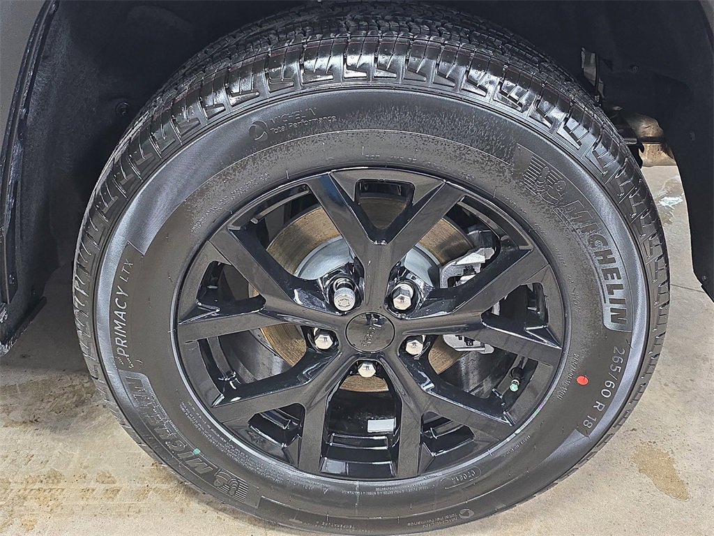 New 2026 Jeep Grand Cherokee Laredo image 33