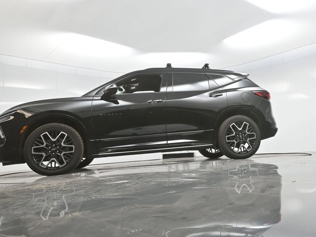 Used 2024 Chevrolet Blazer RS w/ Driver Confidence II Package image 7