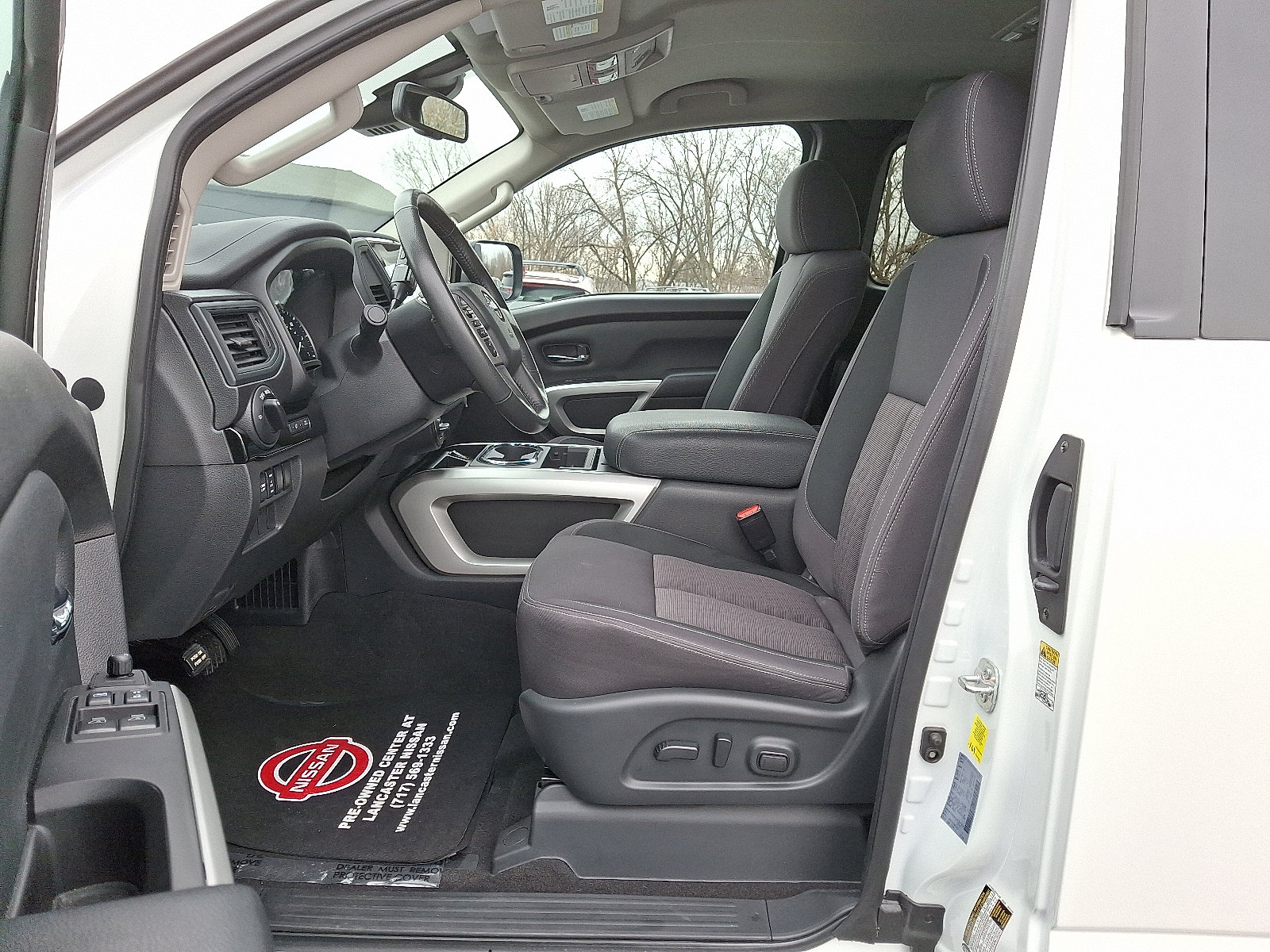 Certified 2024 Nissan Titan SV w/ Accessory Utility Package image 16