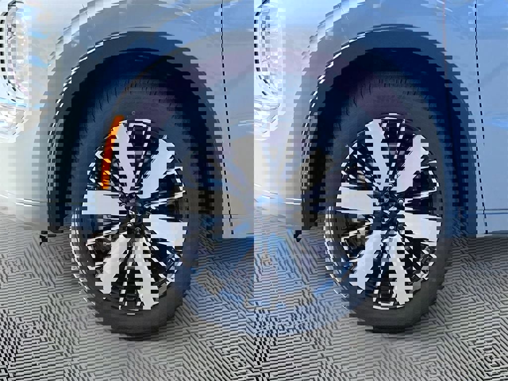 New 2026 Mitsubishi Outlander SEL image 35