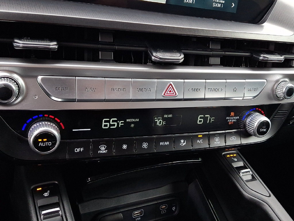 Used 2023 Kia Telluride S AWD/4WD image 19
