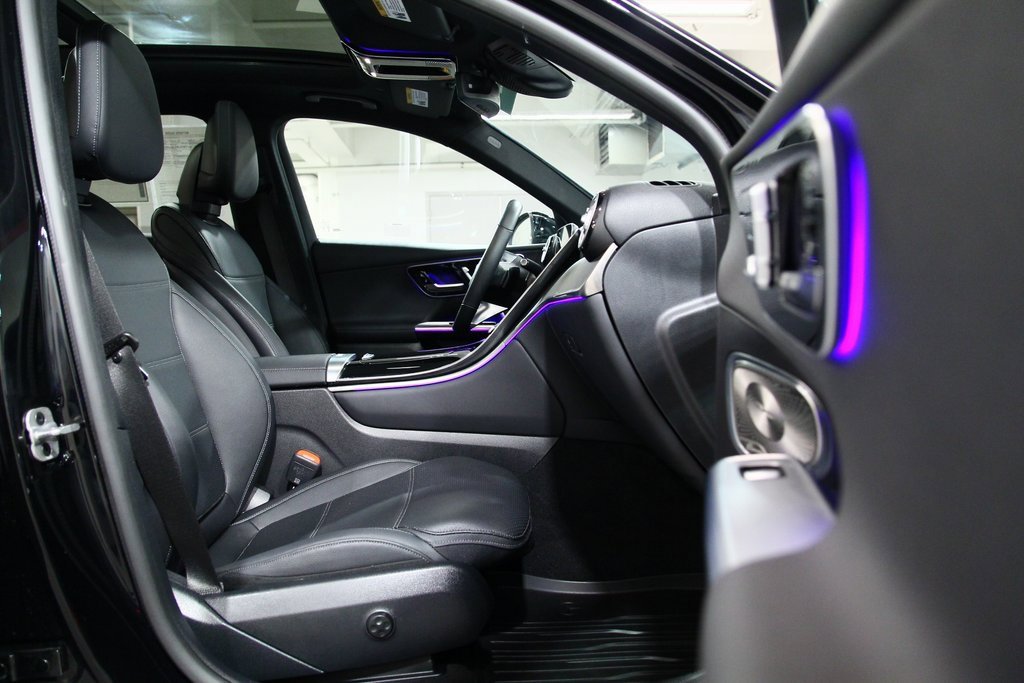 Used 2025 Mercedes-Benz GLC 300 GLC 300 image 23