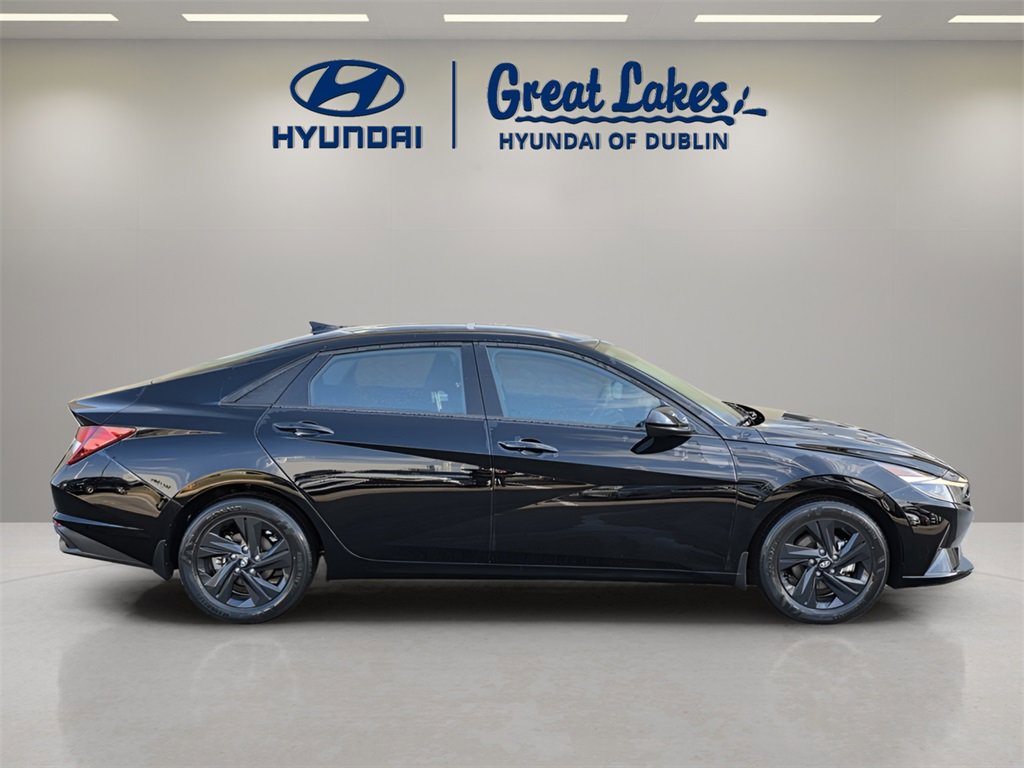 Used 2023 Hyundai Elantra SEL image 6