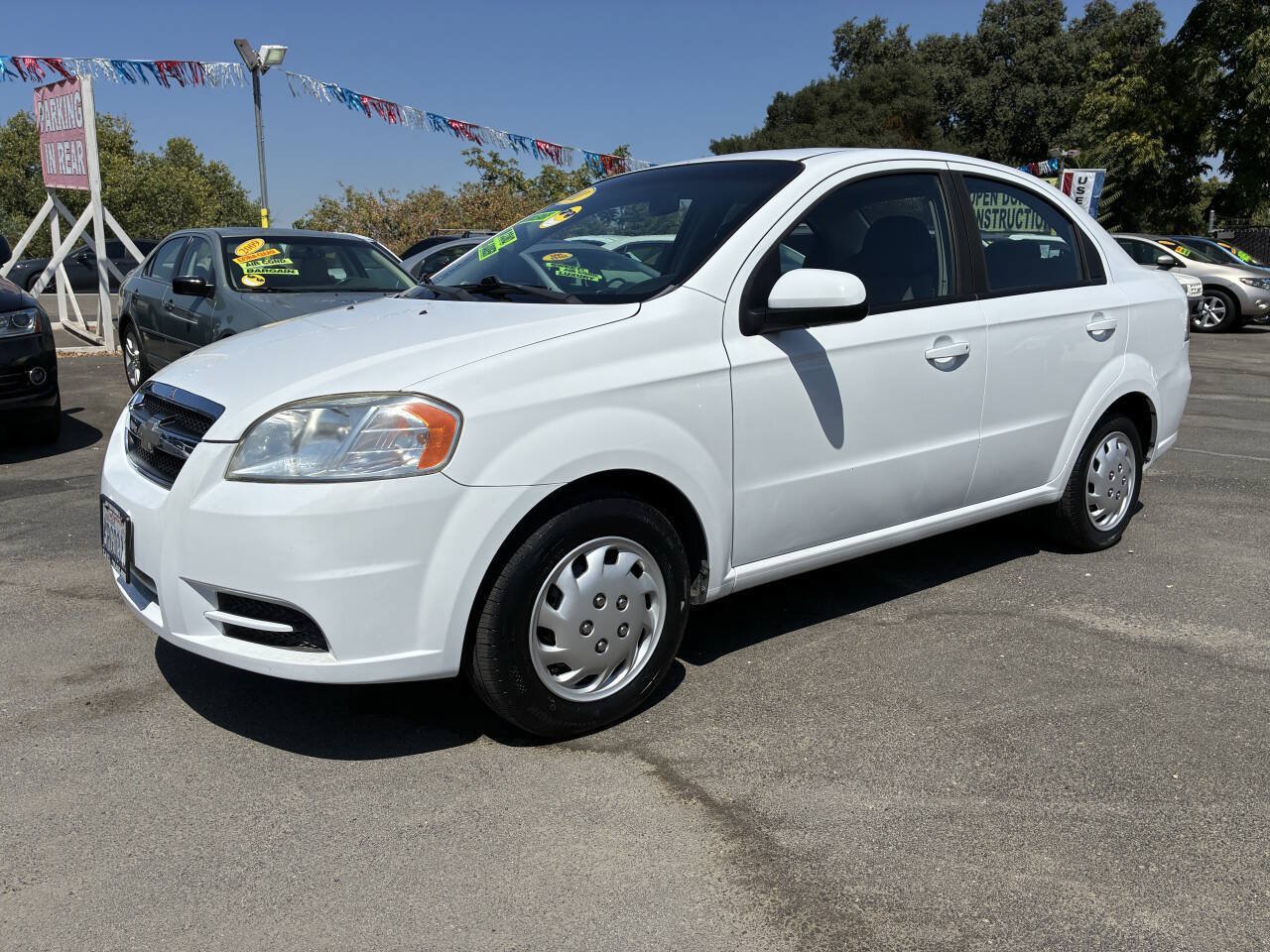 Used 2011 Chevrolet Aveo LT w/ Power and Convenience Package FWD image 1