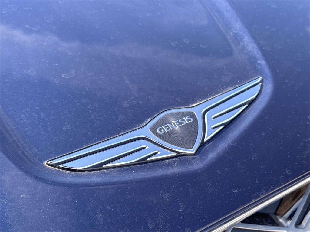Used 2026 Genesis GV70 2.5T Select image 8
