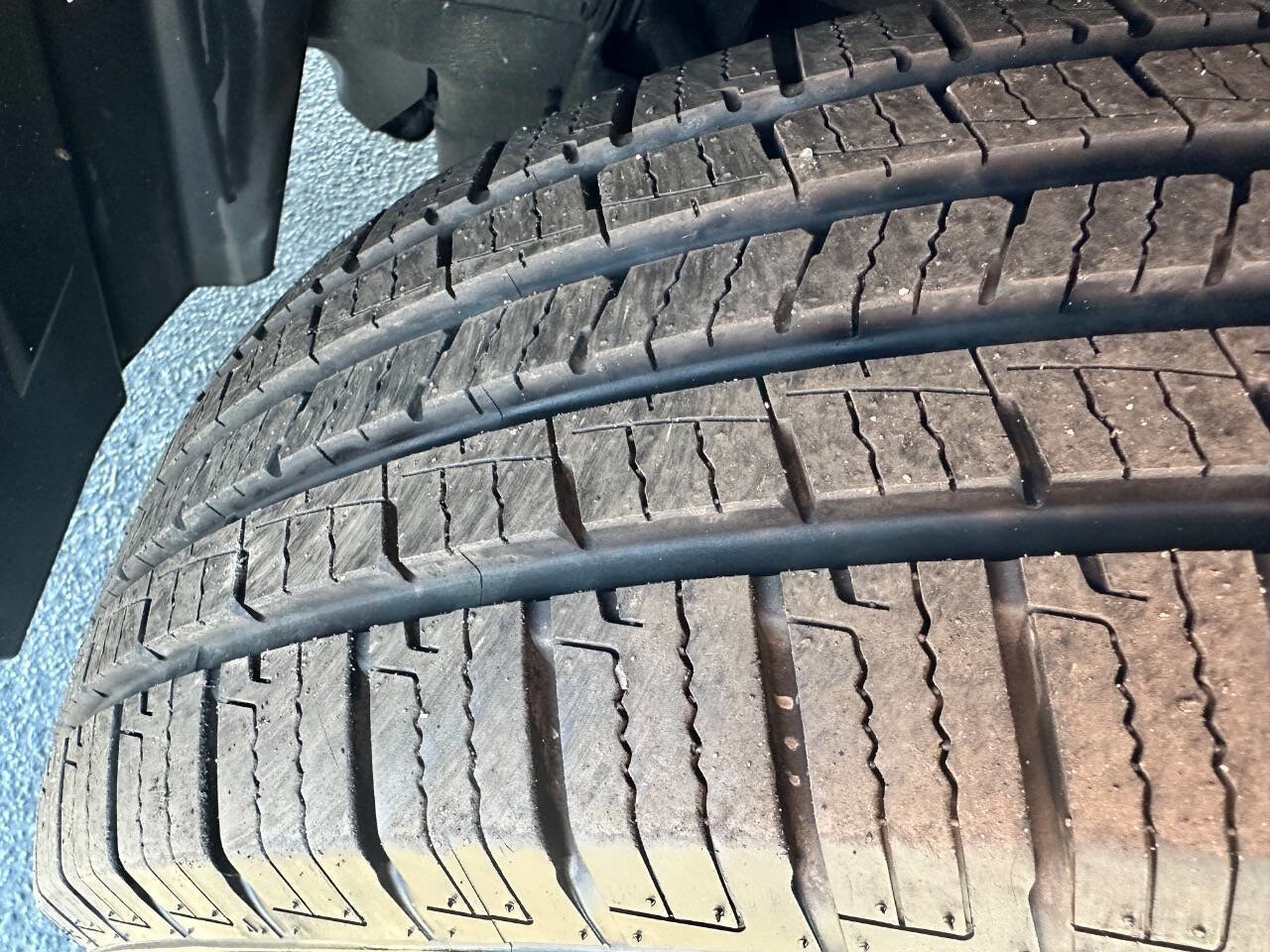 Used 2010 GMC Sierra 1500 W/T image 12