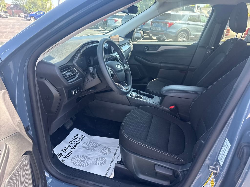 Used 2025 Ford Escape Active FWD image 20