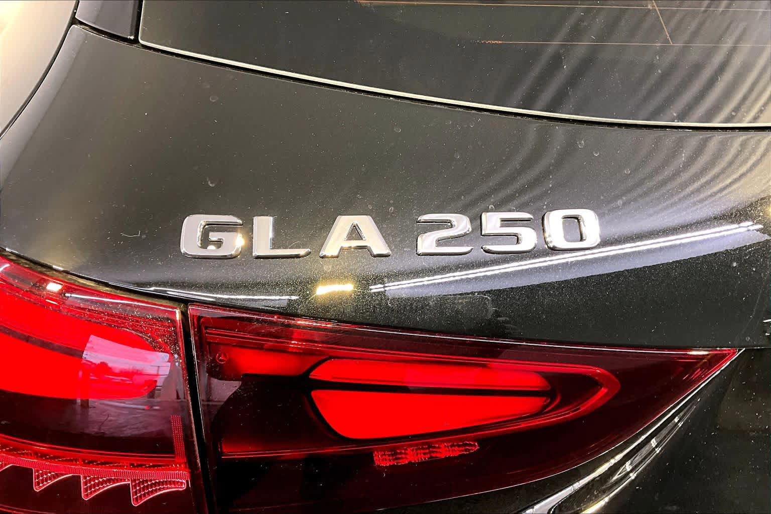 New 2026 Mercedes-Benz GLA 250 4MATIC image 6