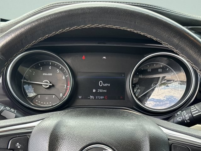 Used 2020 Buick Encore GX Preferred w/ Cold Weather Comfort Package FWD image 43