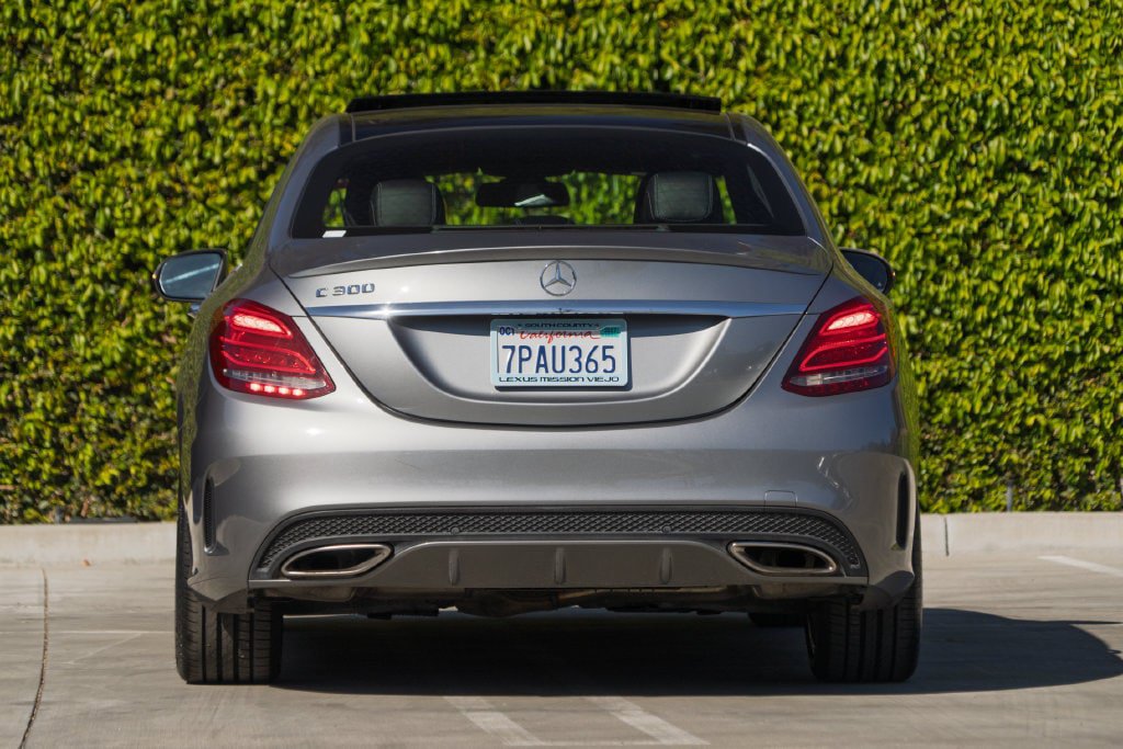 Used 2015 Mercedes-Benz C 300 Sedan image 10