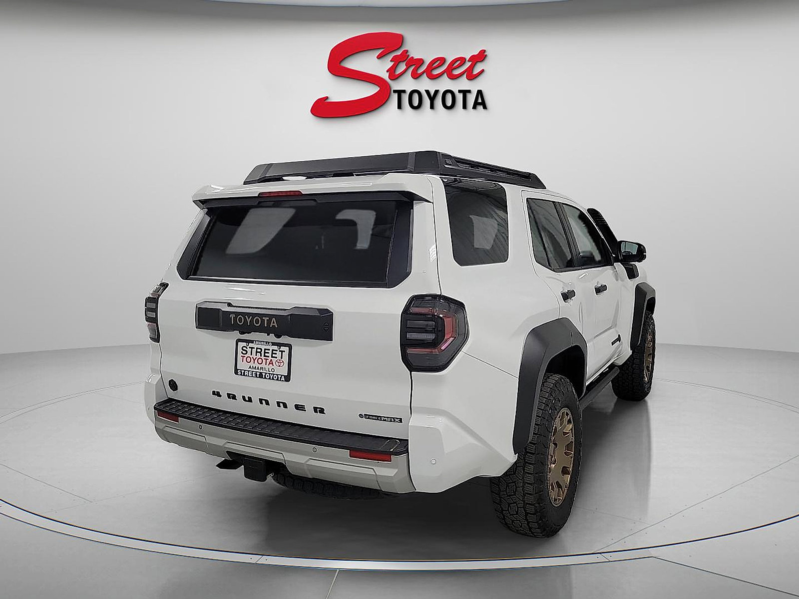 Certified 2025 Toyota 4Runner Trailhunter AWD/4WD image 4