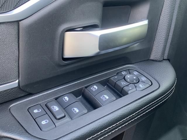 New 2026 RAM 2500 Big Horn AWD/4WD image 17
