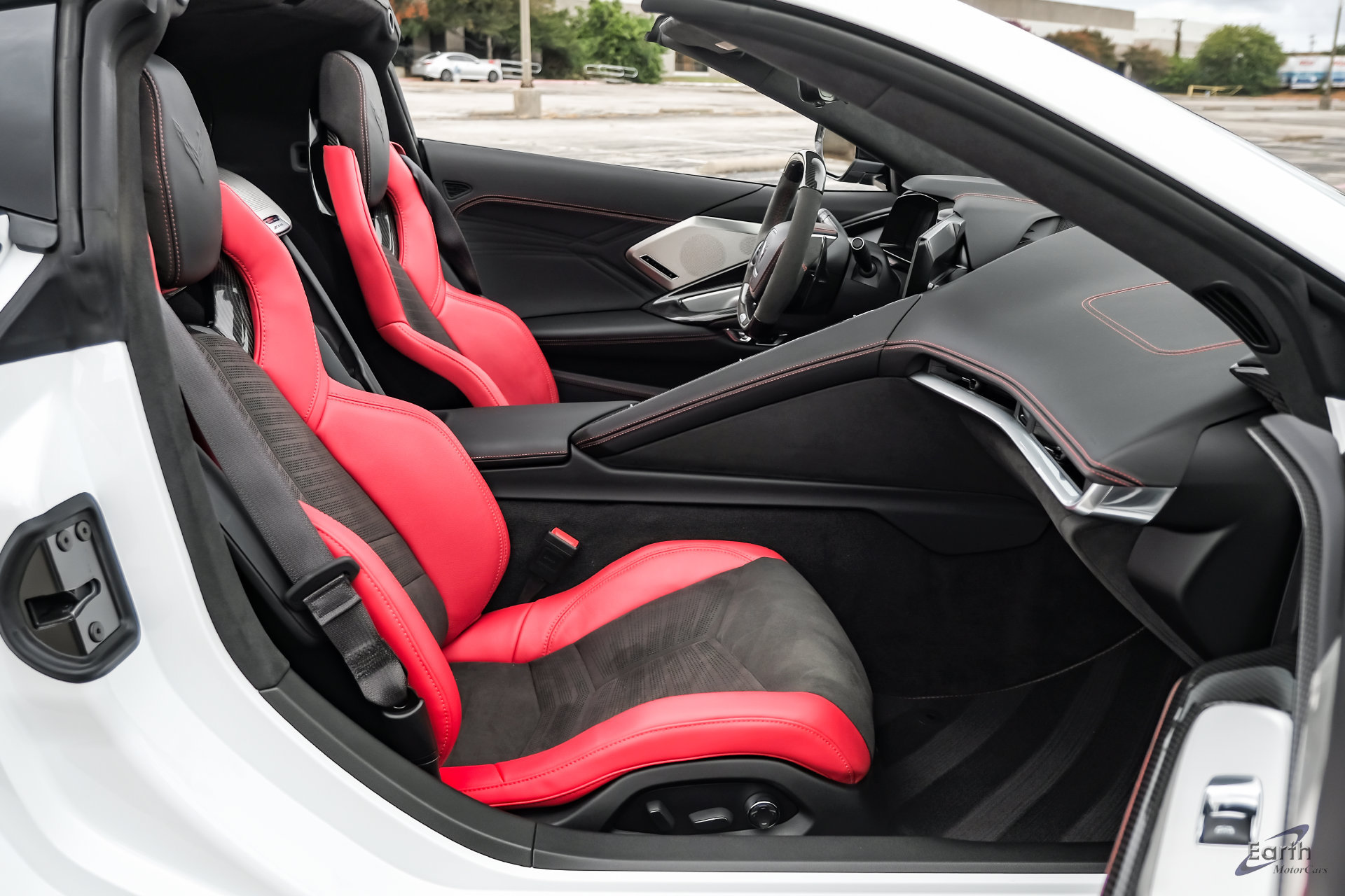 Used 2024 Chevrolet Corvette Z06 w/ Z07 Performance Package RWD image 68