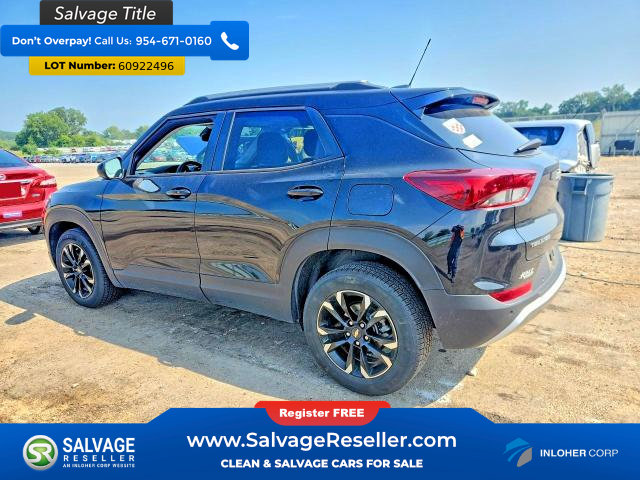 Used 2021 Chevrolet TrailBlazer LT w/ Convenience Package FWD image 3