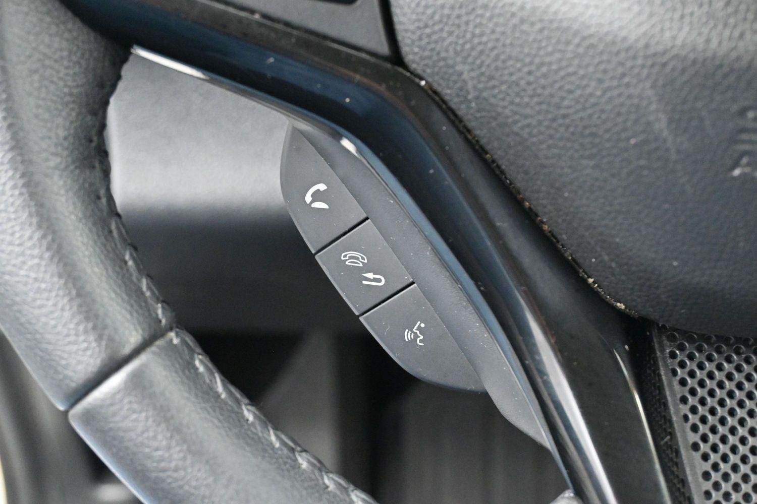 Used 2018 Honda HR-V EX-L image 17